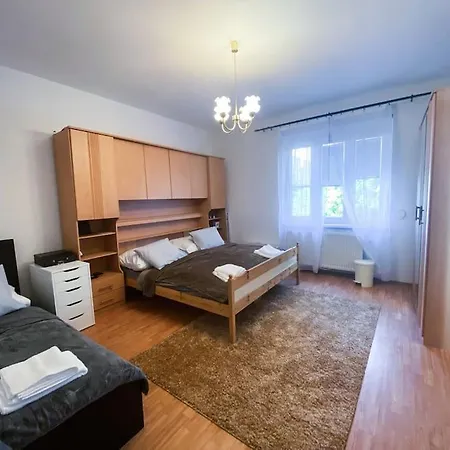 Apartman Cozy And Modern 2-bedroom Pozsony